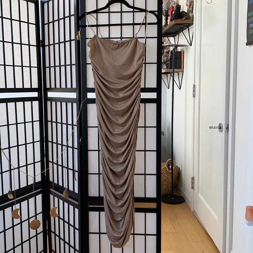 Gorgeous taupe body con dress